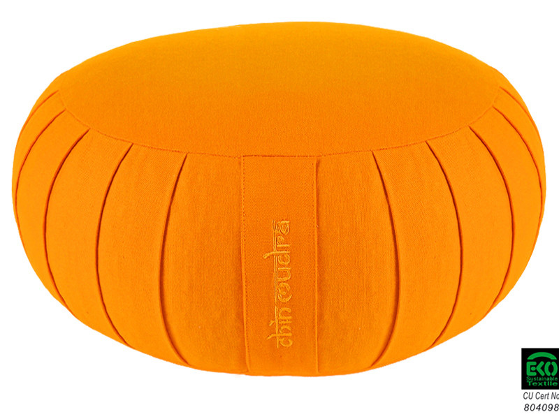 Utiliser un zafu pour une bon maintien en poition assise au yoga