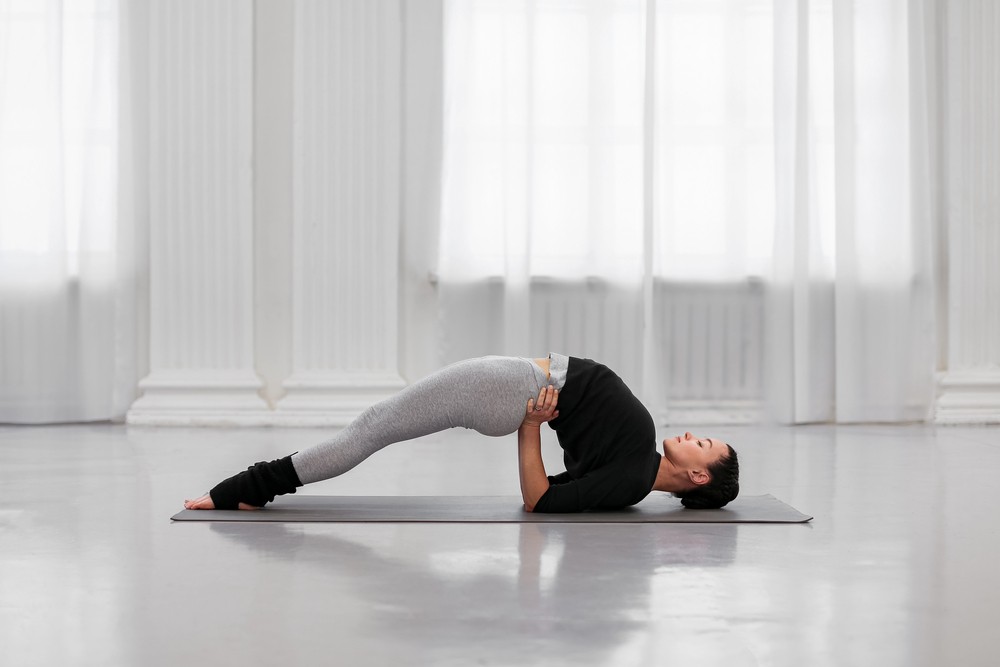 Ardha Setu Bandhasana en détail La posture du demi pont