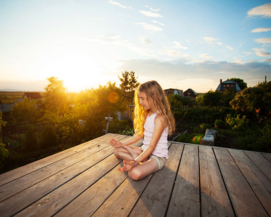 Le yoga pour les enfants TDAH et le voyage vers Mars