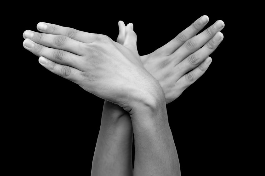 Comment réaliser le Garuda Mudra
